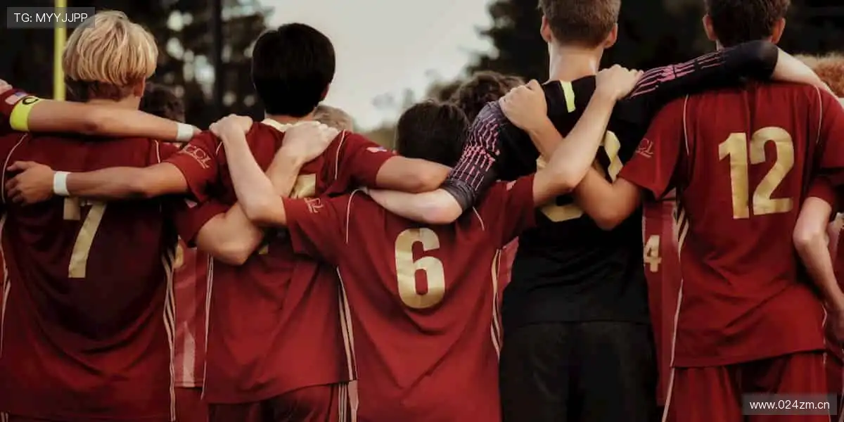 🏀巅峰对决，激情无限！🔥亲临现场，感受心跳加速的体育魅力！